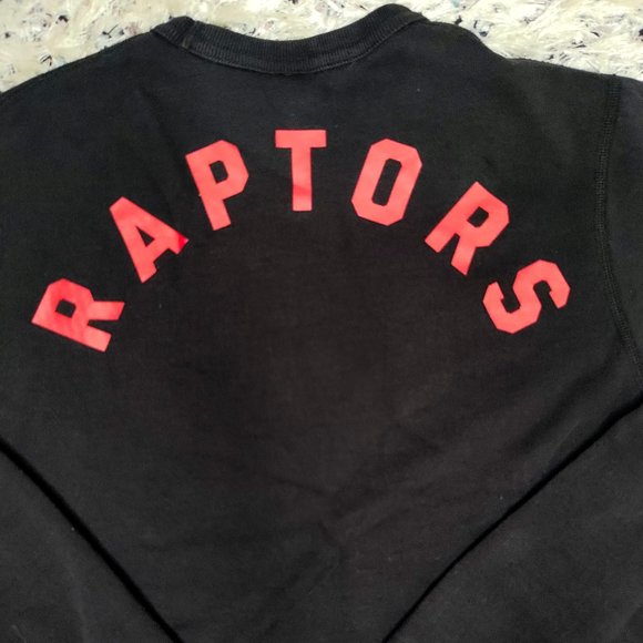 OVO Athletics Center - RAPTORS - XS unisex - Made in Canada - Crew Neck - Picture 4 of 6